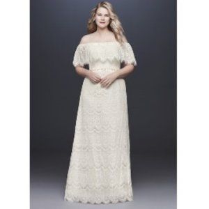 Off the Shoulder Eyelash Wedding Dress, size 24